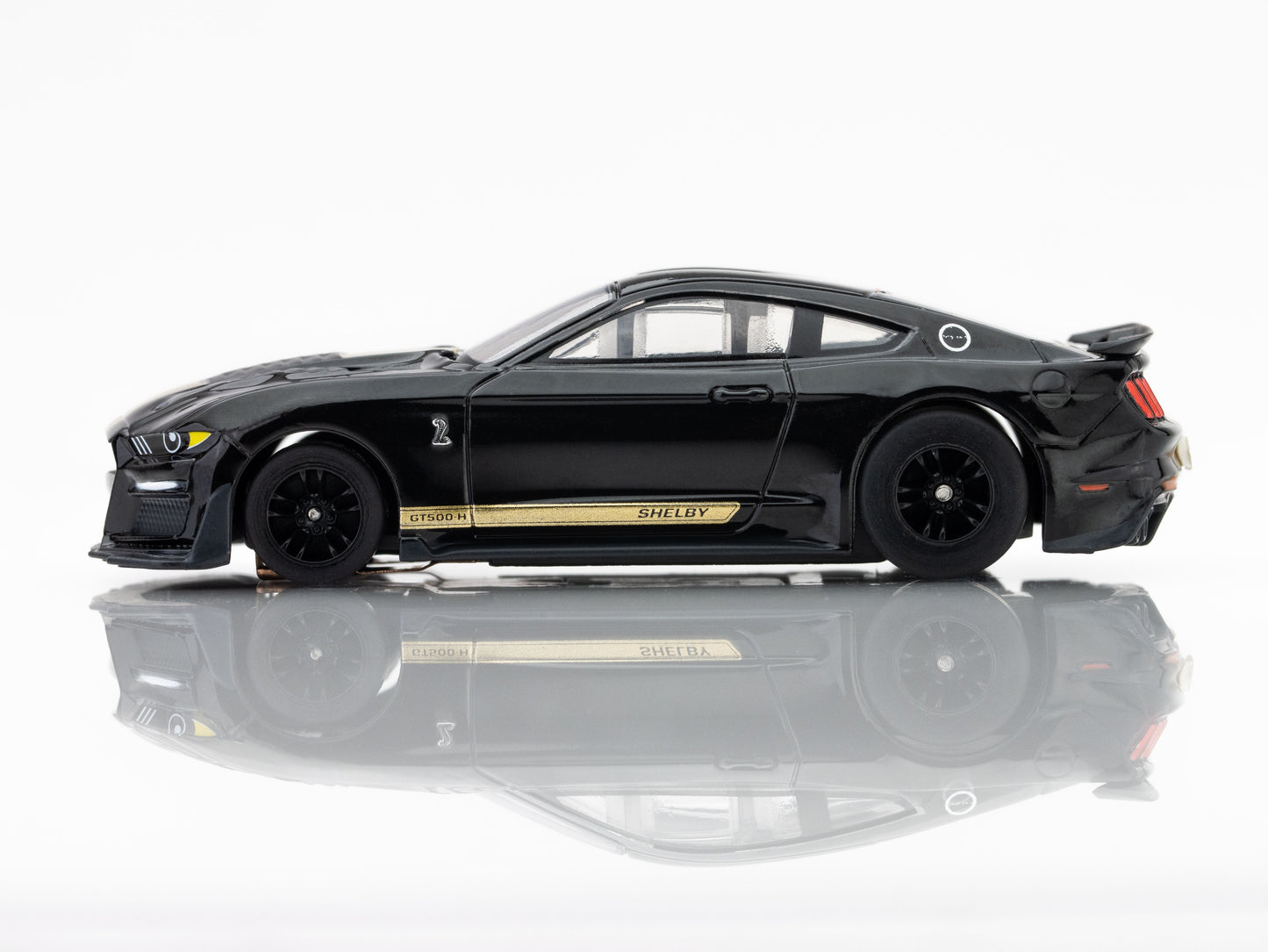 2022 Shelby Mustang GT500H Black/Gold