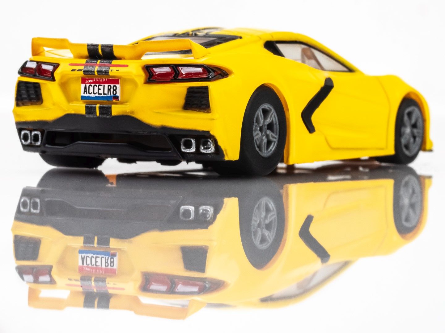 Corvette C8 Accelerate Yellow