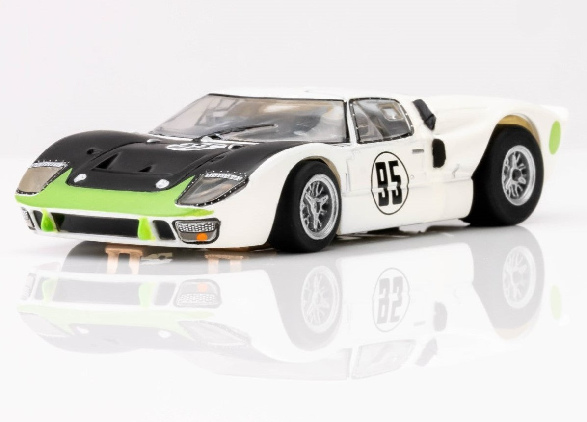 Ford GT40 Mark II #95 Daytona HO Scale Slot Car