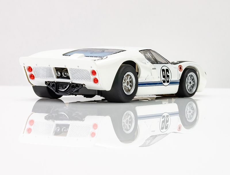 Ford GT40 Mark ll #96 White/Black/Blue/Gold