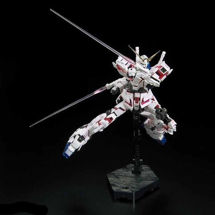 #25 Unicorn Gundam "Gundam UC" Bandai RG 1/144