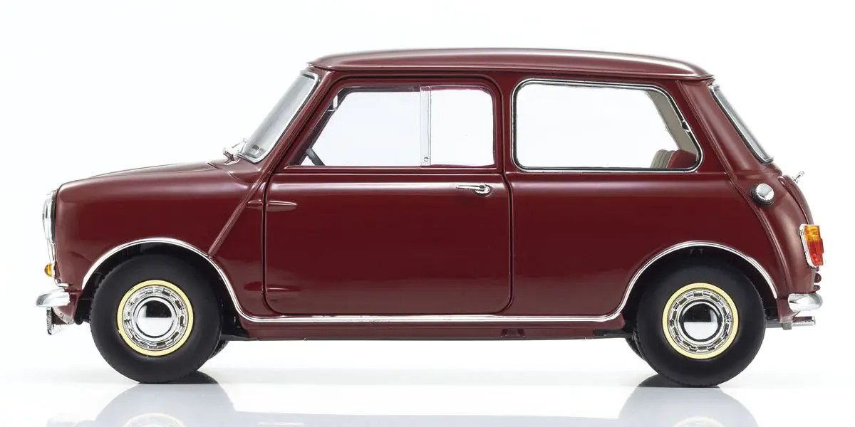 1/18 Scale Morris Mini Minor Cherry Red Model