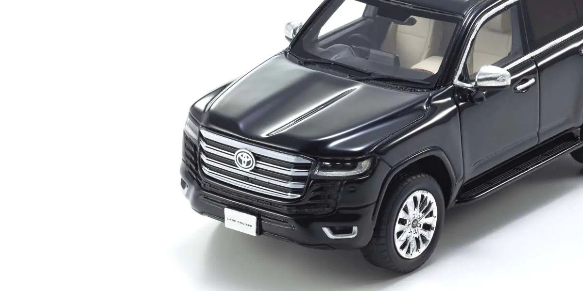 Kyosho Original Diecast 1/43 Toyota LandCruiser ZX Black