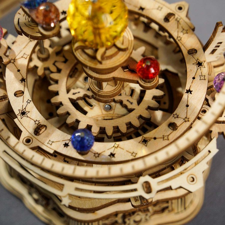 Mechanical Music Box; Starry Night