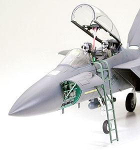 1/32 F-15E Strike Eagle